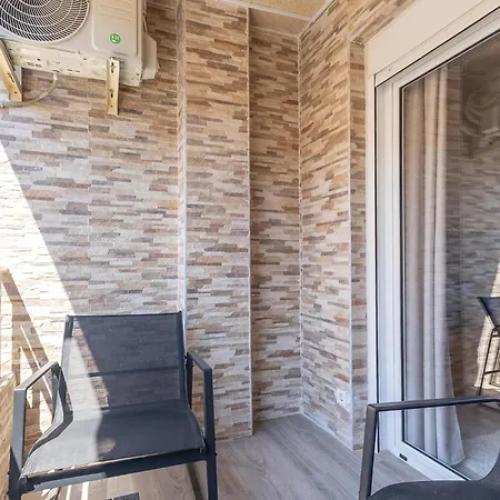 Cozy In With Swimming Pool Apartamento