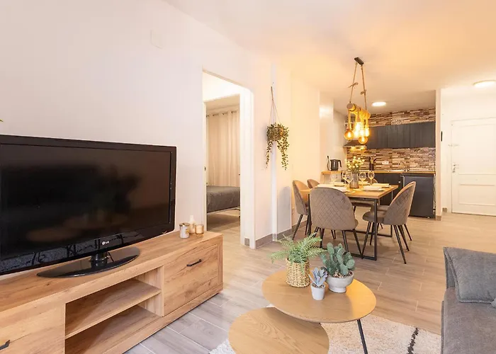 2 Bedroom Awesome In