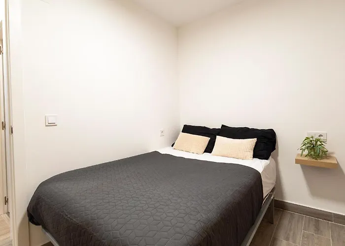 2 Bedroom Awesome In Apartment