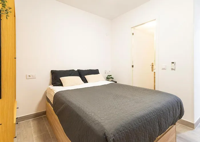 2 Bedroom Awesome In Apartment