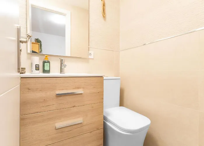 2 Bedroom Awesome In *