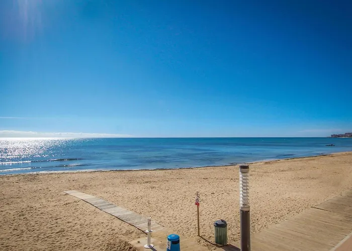 2 Bedroom Awesome In Apartment