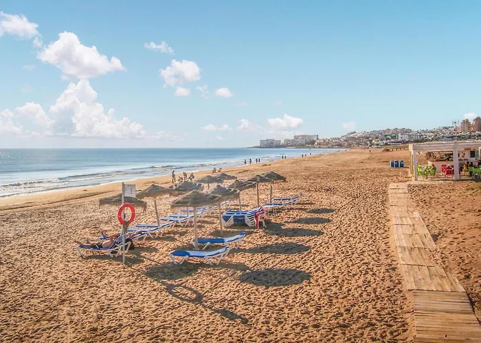 2 Bedroom Awesome In Apartment Torrevieja